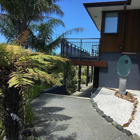 Whangamata Vistas B&B Exterior photo