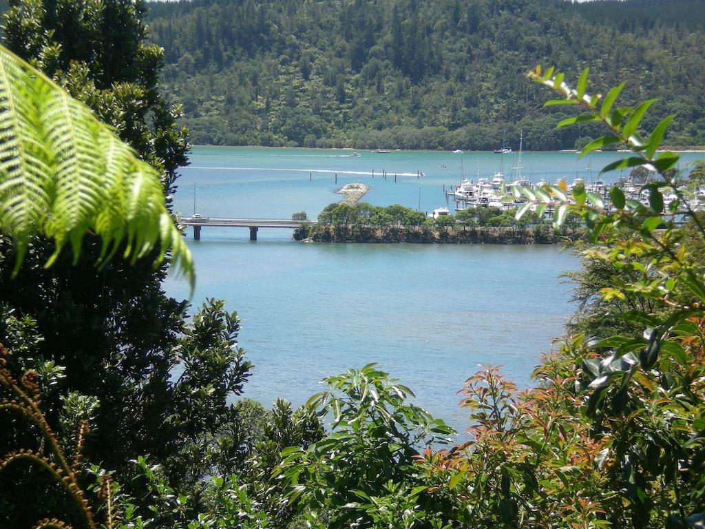 Whangamata Vistas B&B Exterior photo