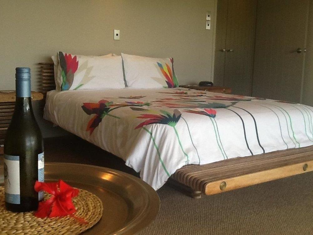 Whangamata Vistas B&B Exterior photo