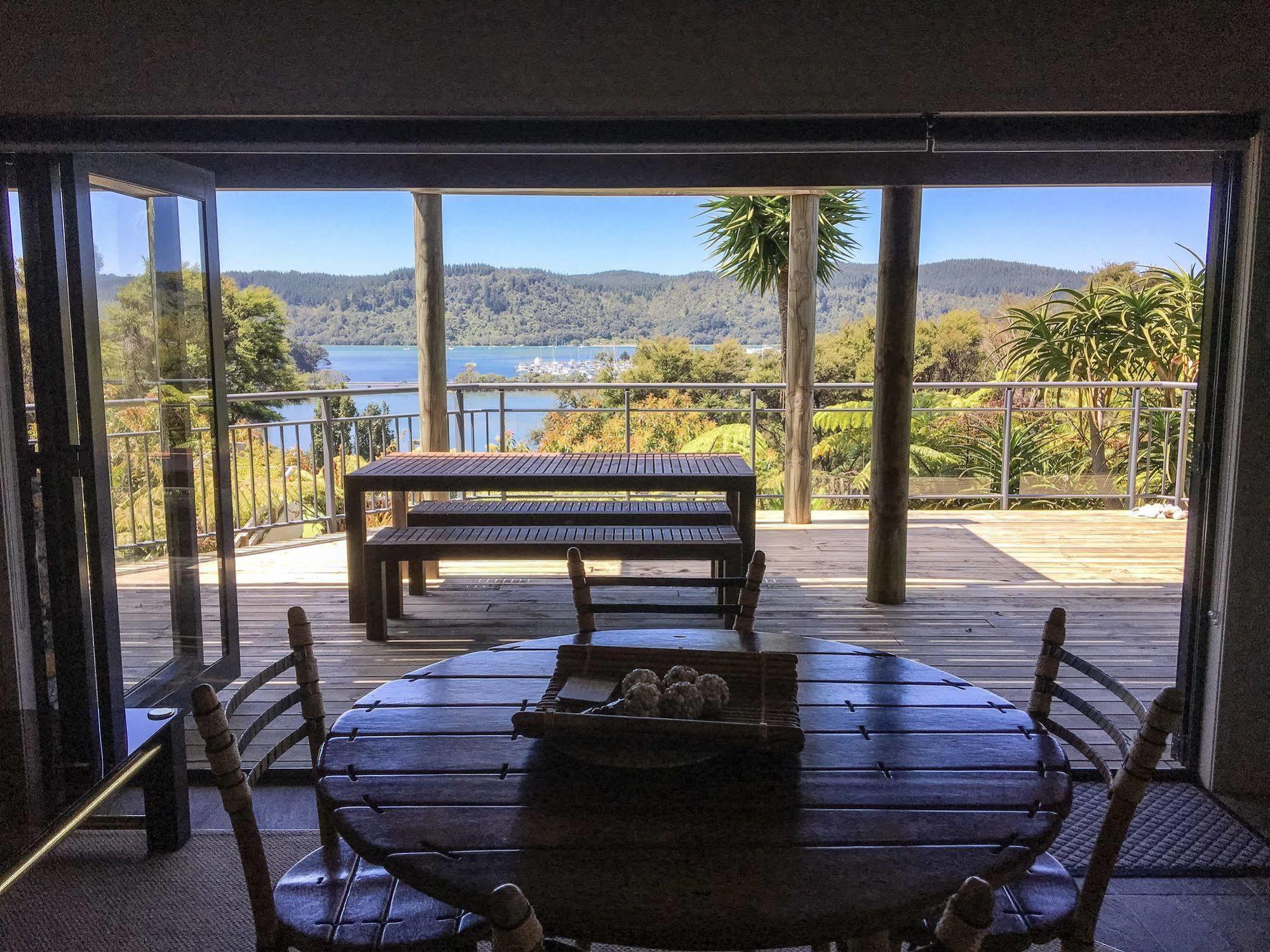 Whangamata Vistas B&B Exterior photo