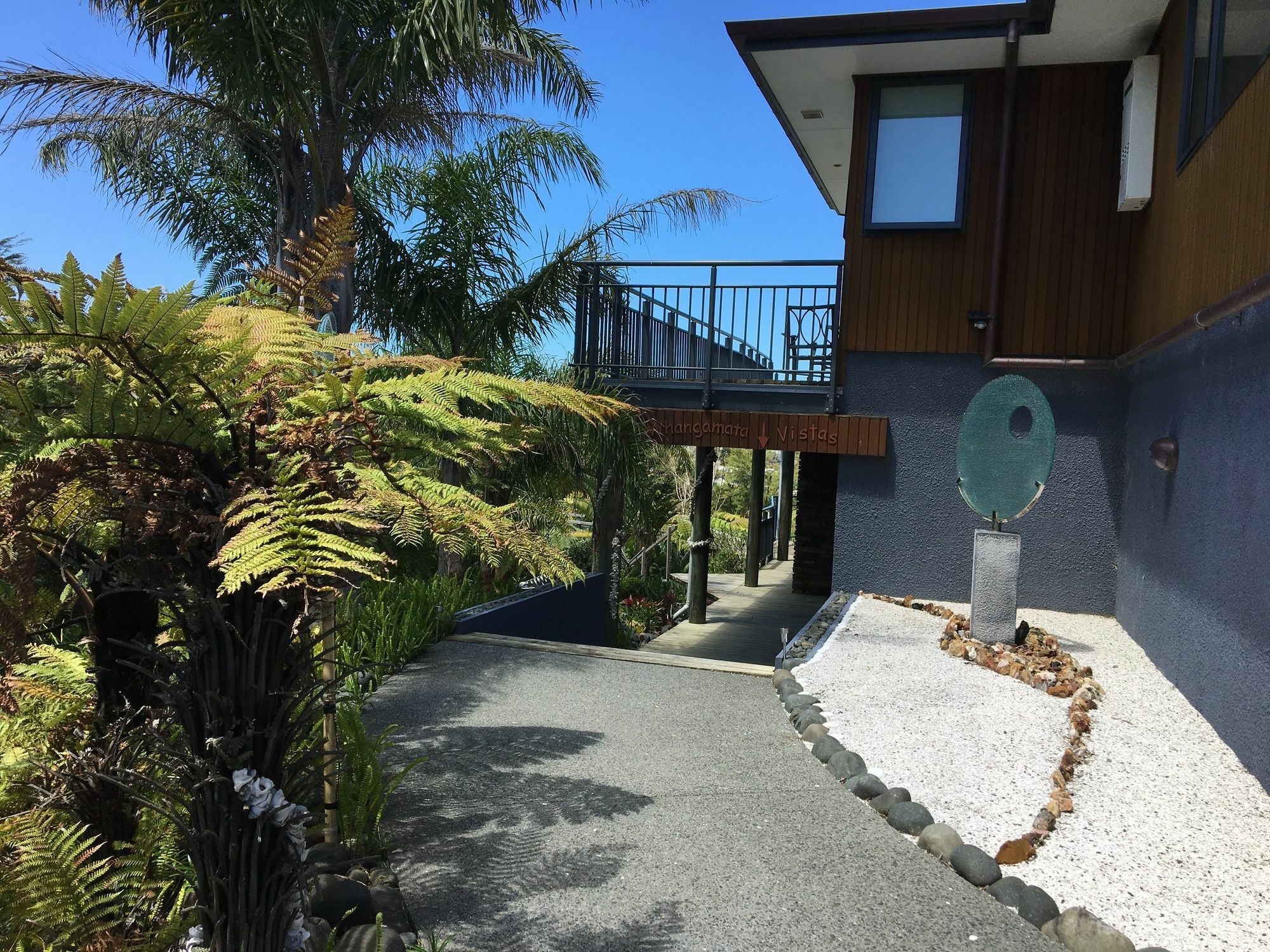 Whangamata Vistas B&B Exterior photo